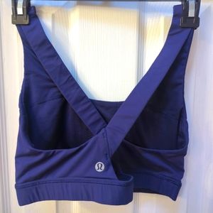 Lululemon Sports Bra - Size 8 - Purple 💜